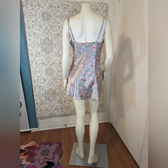 Victoria's Secret Mini Floral Satin and Lace Chemise in pale lavender Medium - Picture 6 of 9